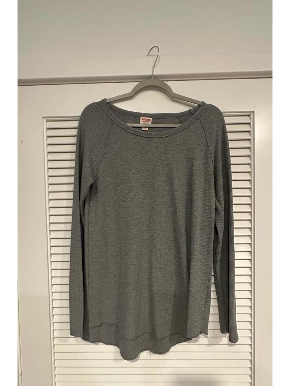 Mossimo Supply Co. Gray Thermal